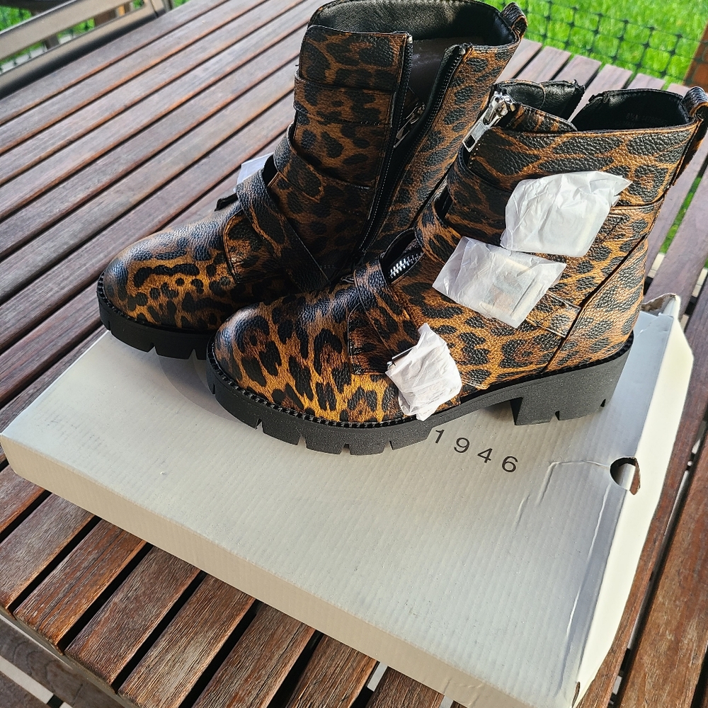Leopard Print Boots Size 8.5